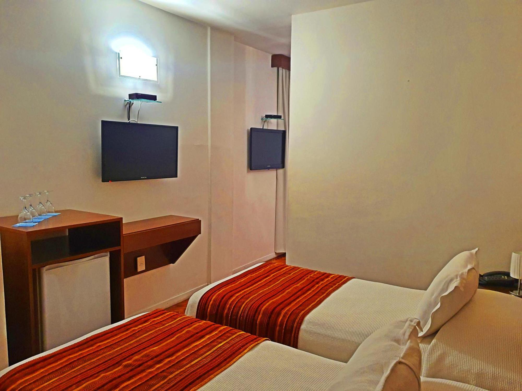 Hotel America Montevideo Værelse billede